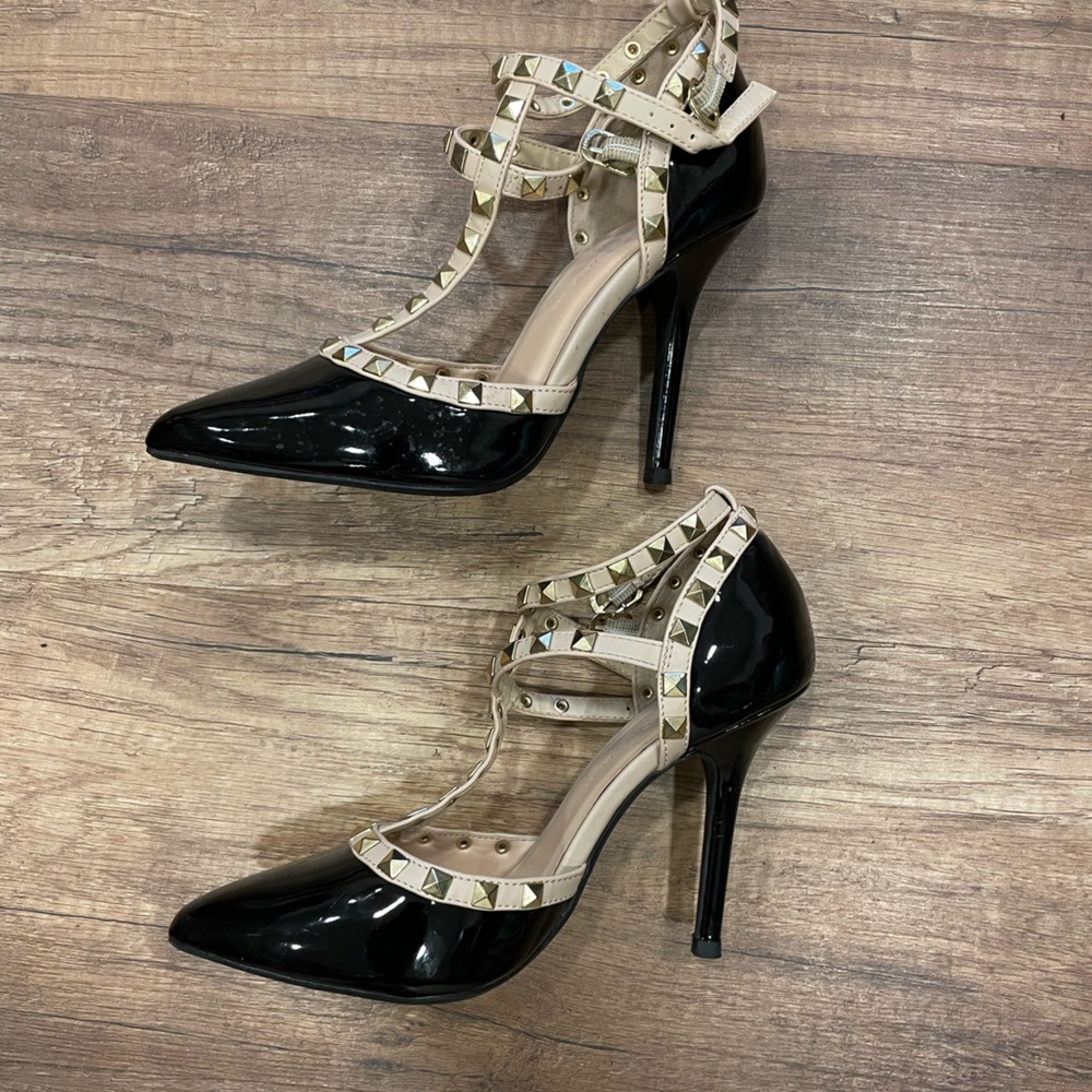Patent Leather Pumps